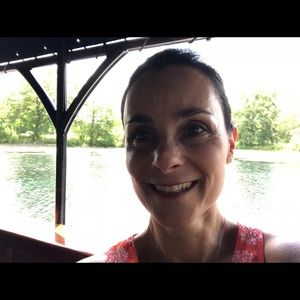 Meet your Posher, Vanessa